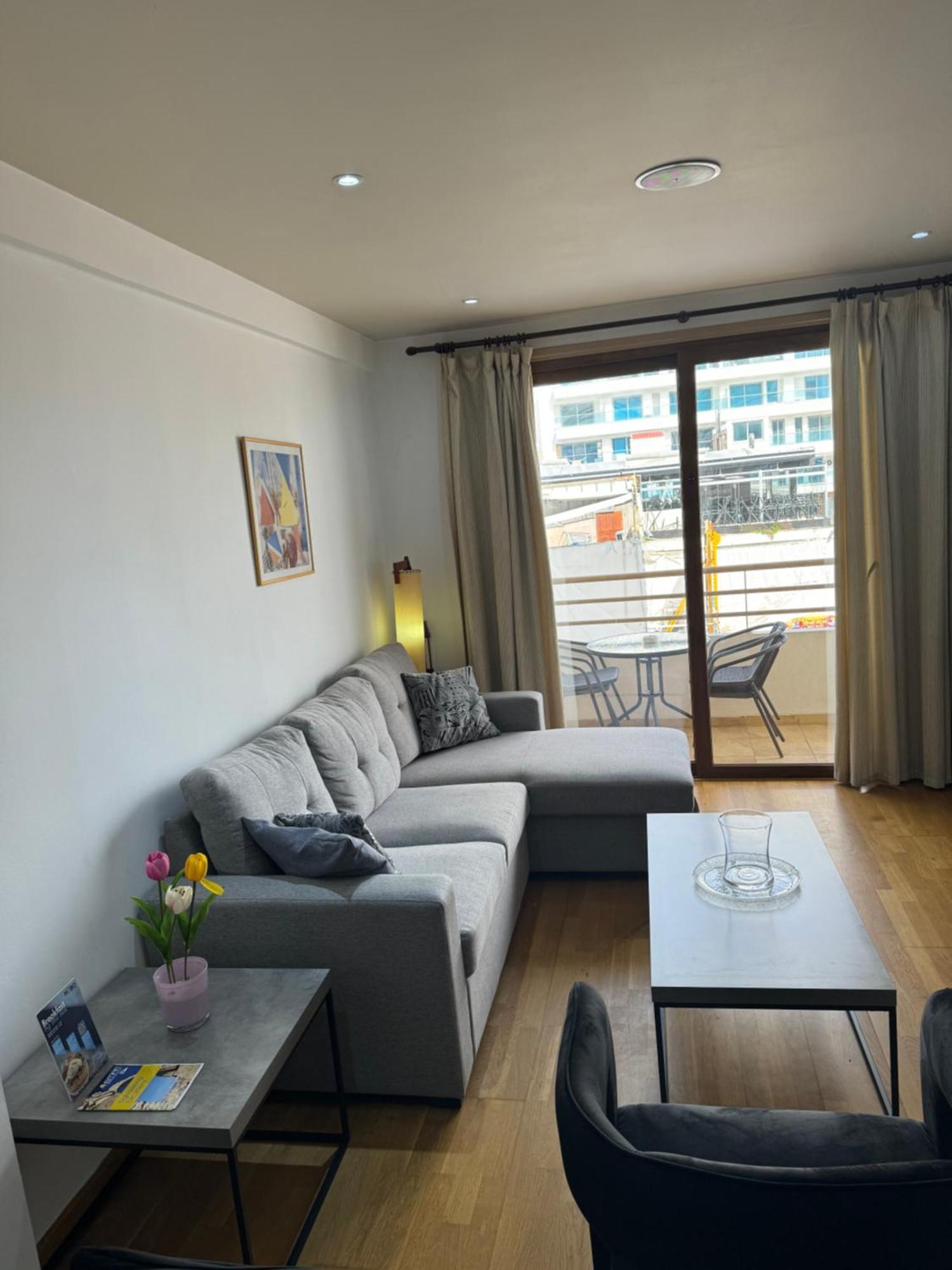 Ithaki Phinikoudes Apartment No. 105 Larnaca Exterior photo