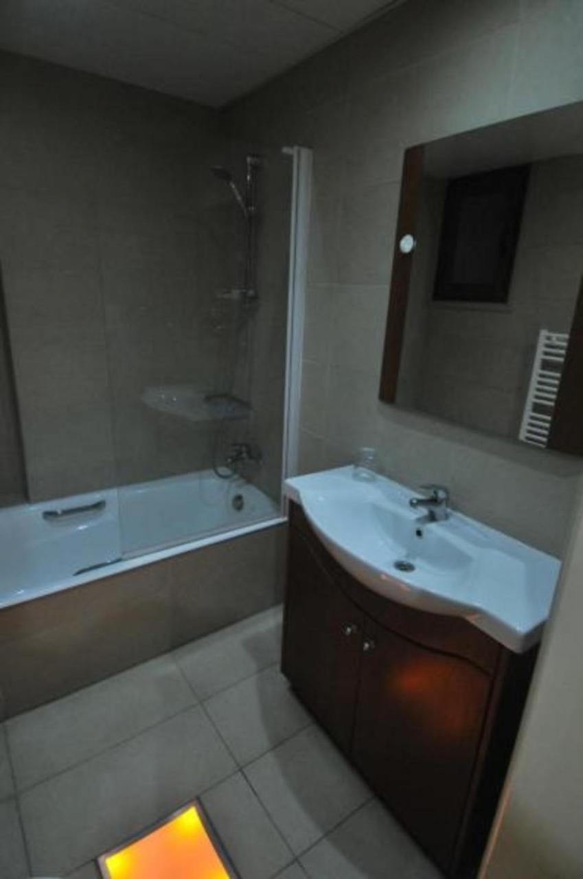 Ithaki Phinikoudes Apartment No. 105 Larnaca Exterior photo
